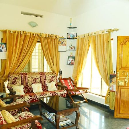 Manavalan House Bed & Breakfast Alwaye Luaran gambar